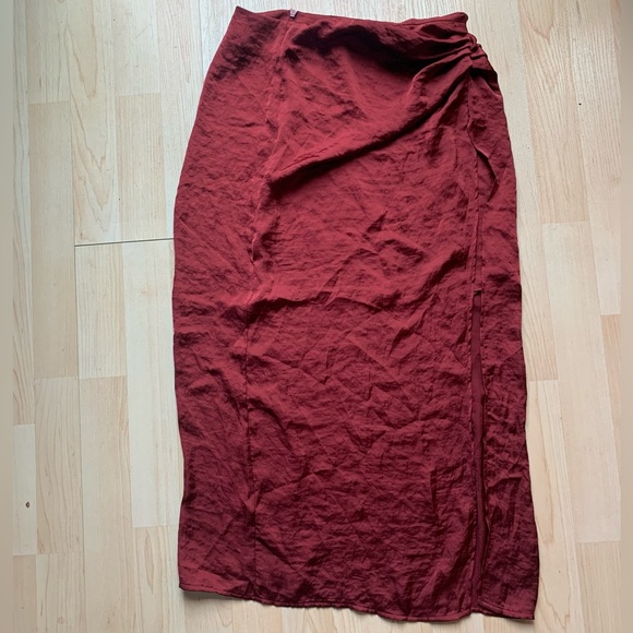 Zara Asymmetrical Slip Skirt - Picture 3 of 4